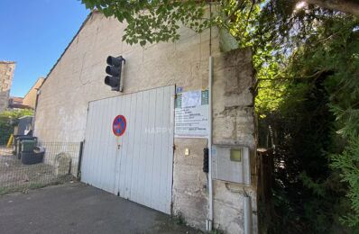 vente commerce 455 000 € à proximité de Mouriès (13890)