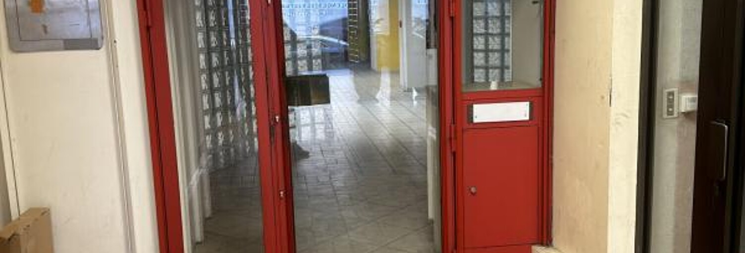 Commerce  250 m² à vendre à Alès (30100)