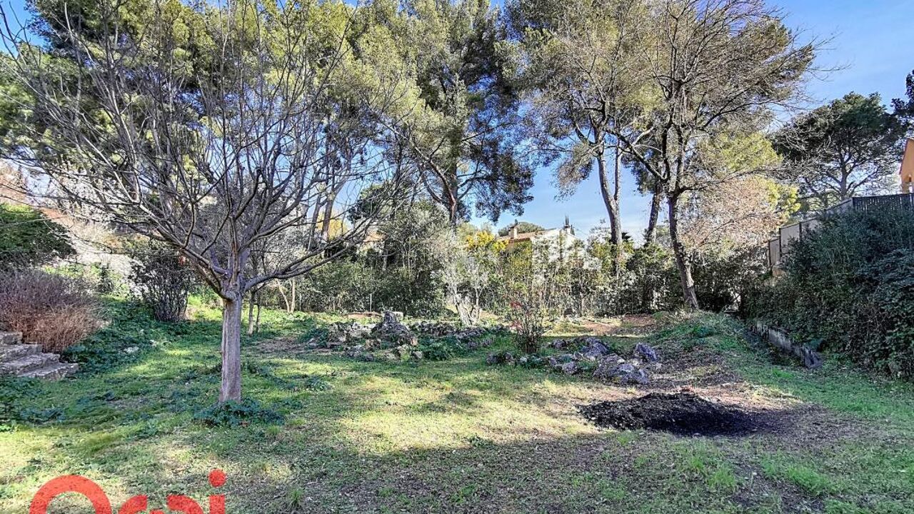 terrain  pièces 547 m2 à vendre à La Cadière-d'Azur (83740)