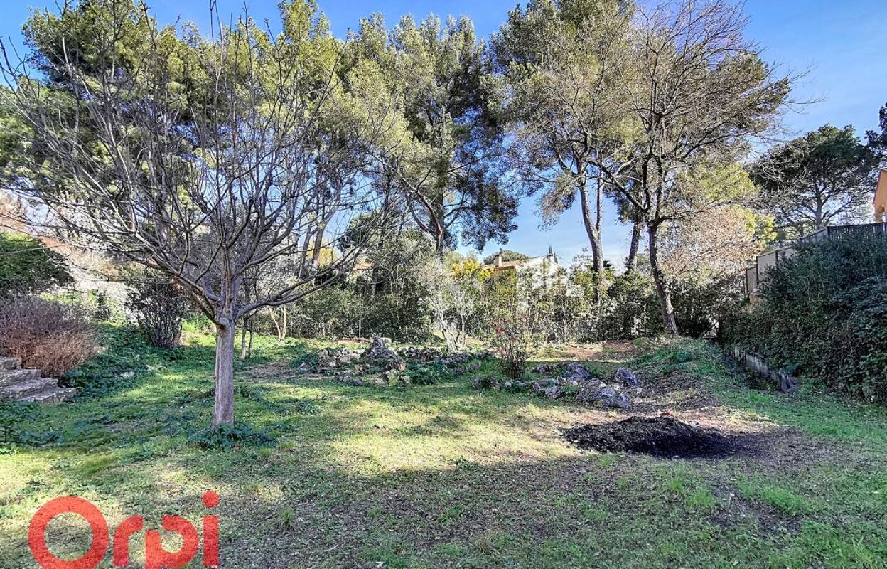 terrain  pièces 547 m2 à vendre à La Cadière-d'Azur (83740)