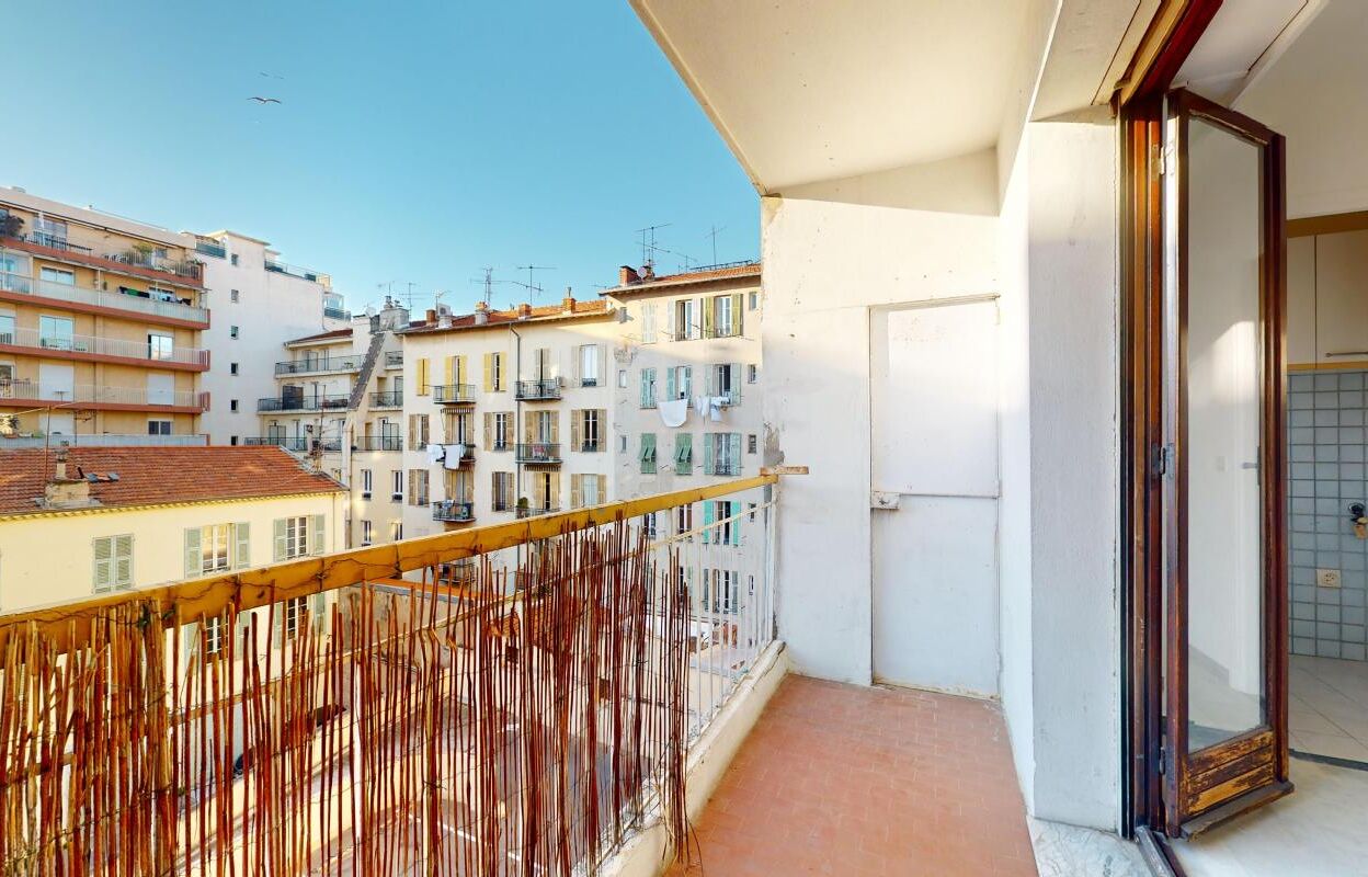 appartement 1 pièces 28 m2 à vendre à Nice (06300)