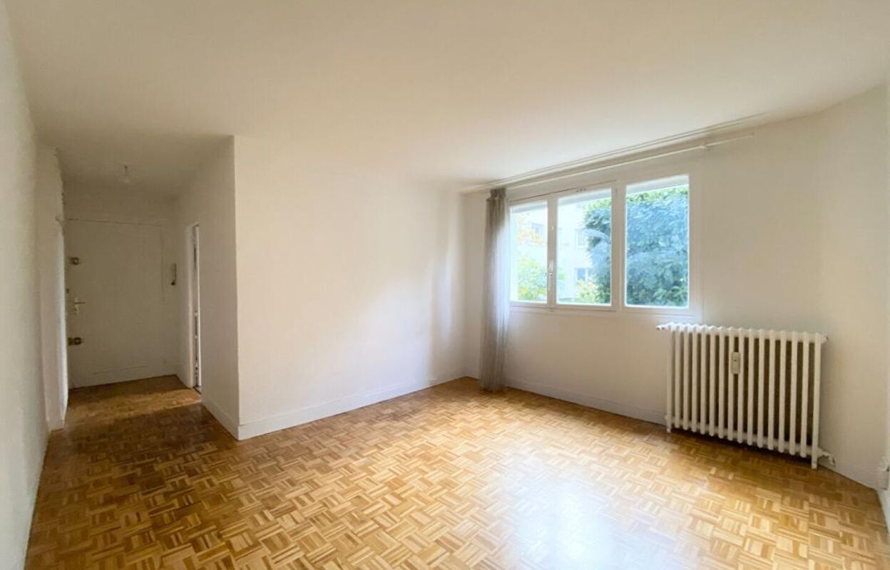 appartement 3 pièces 55 m2 à vendre à Vanves (92170)