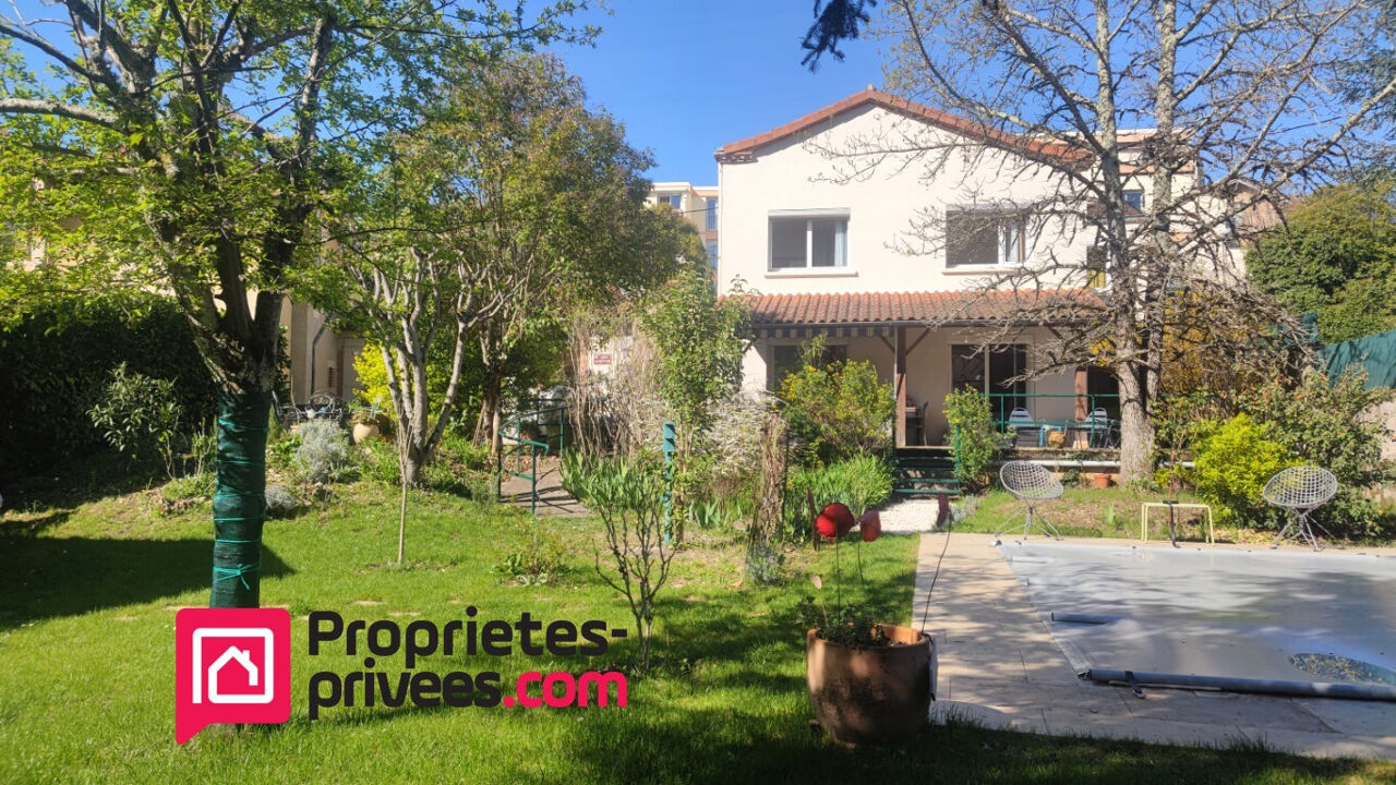 maison 6 pièces 197 m2 à vendre à Cahors (46000)