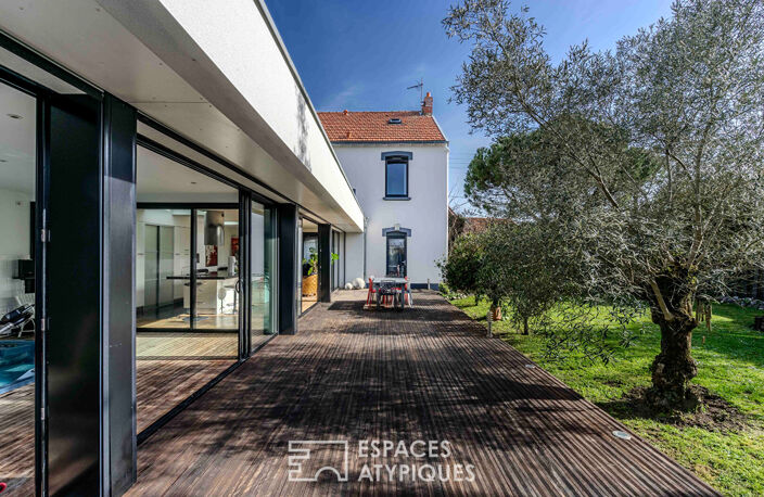 La Surprenante: Maison généreuse entre ancien et contemporain. — photo 2