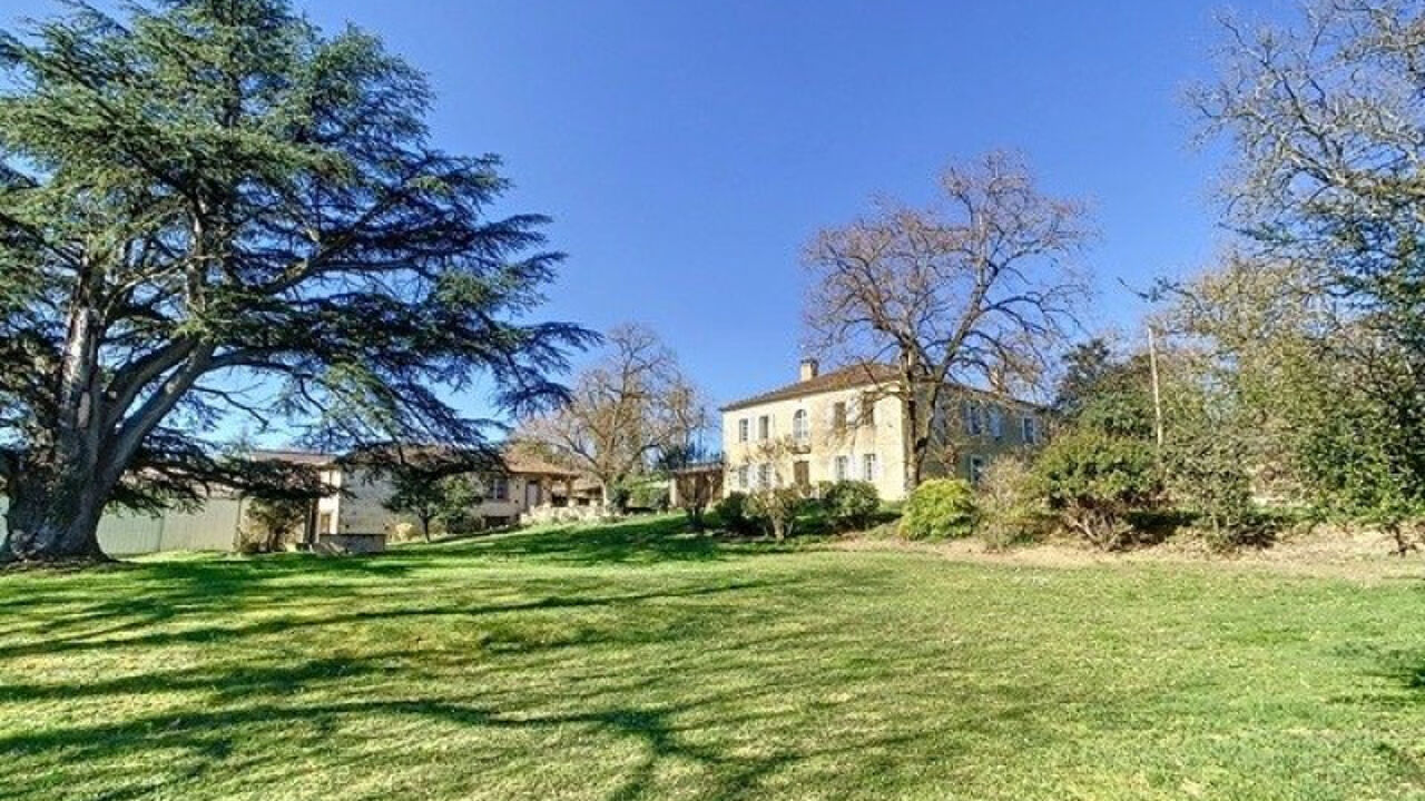 maison 9 pièces 354 m2 à vendre à Castelnau-Barbarens (32450)