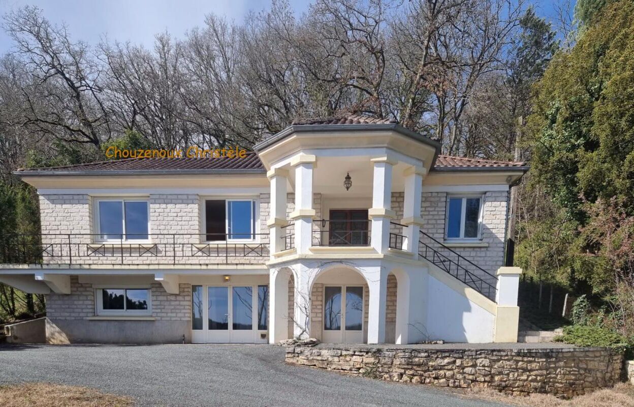 maison 9 pièces 167 m2 à vendre à Montignac (24290)