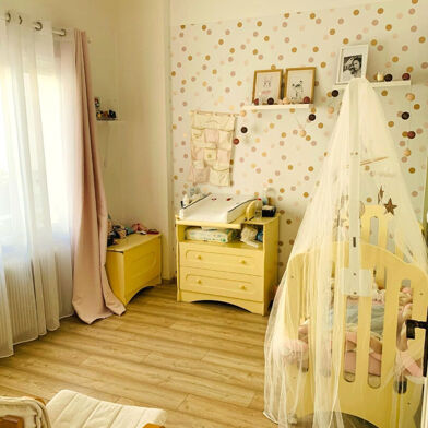 Maison 4 pièces 240000 €