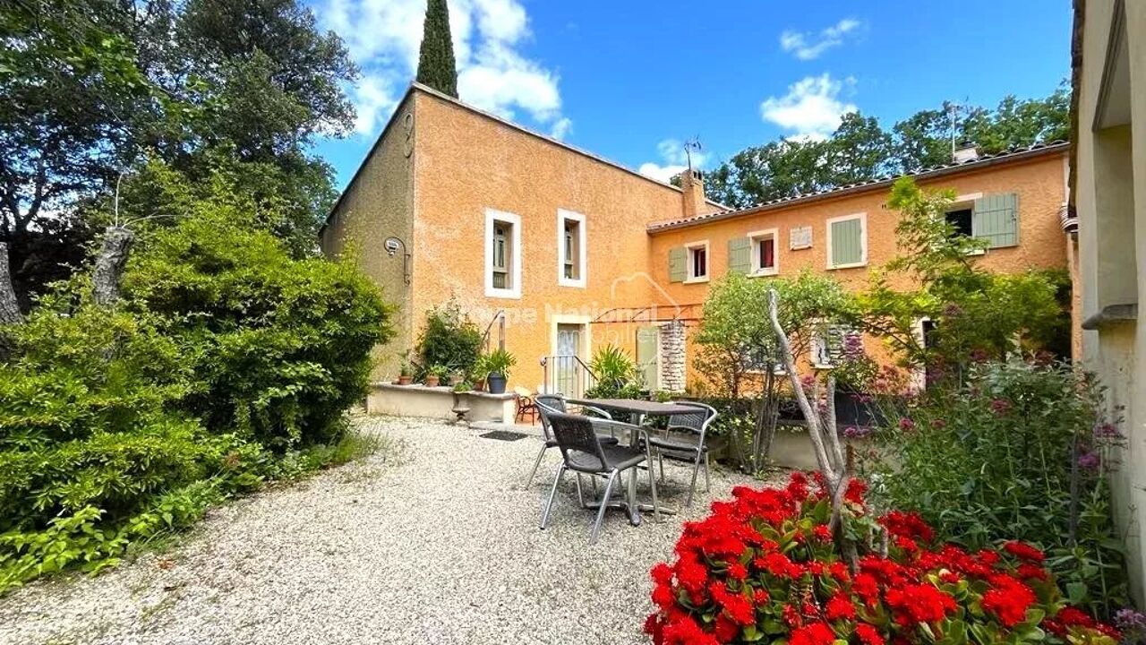 maison 13 pièces 335 m2 à vendre à Venasque (84210)