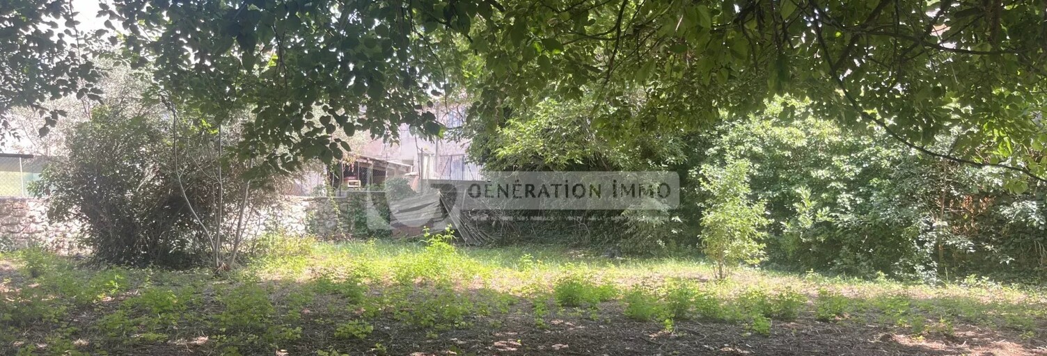 Terrain  424 m² à vendre à Fontvieille (13990)