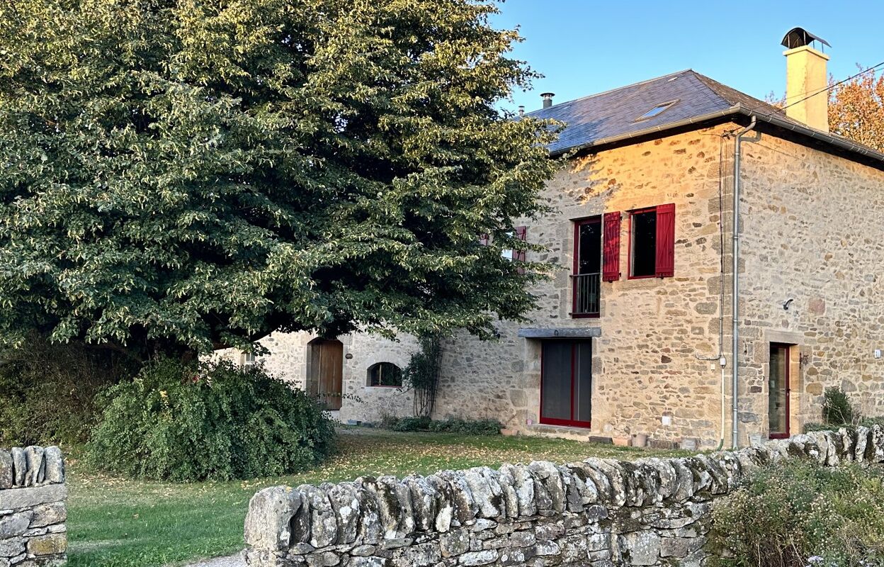 maison 9 pièces 300 m2 à vendre à Gorses (46210)