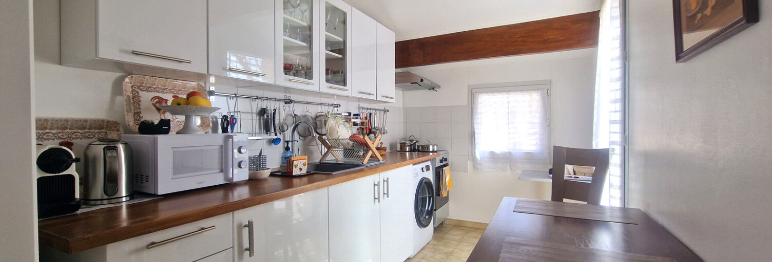 Appartement 2 Pièces 47 m² à vendre à Châteauneuf-le-Rouge (13790)