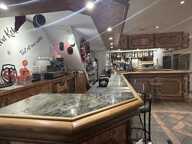 Restaurant — photo 2