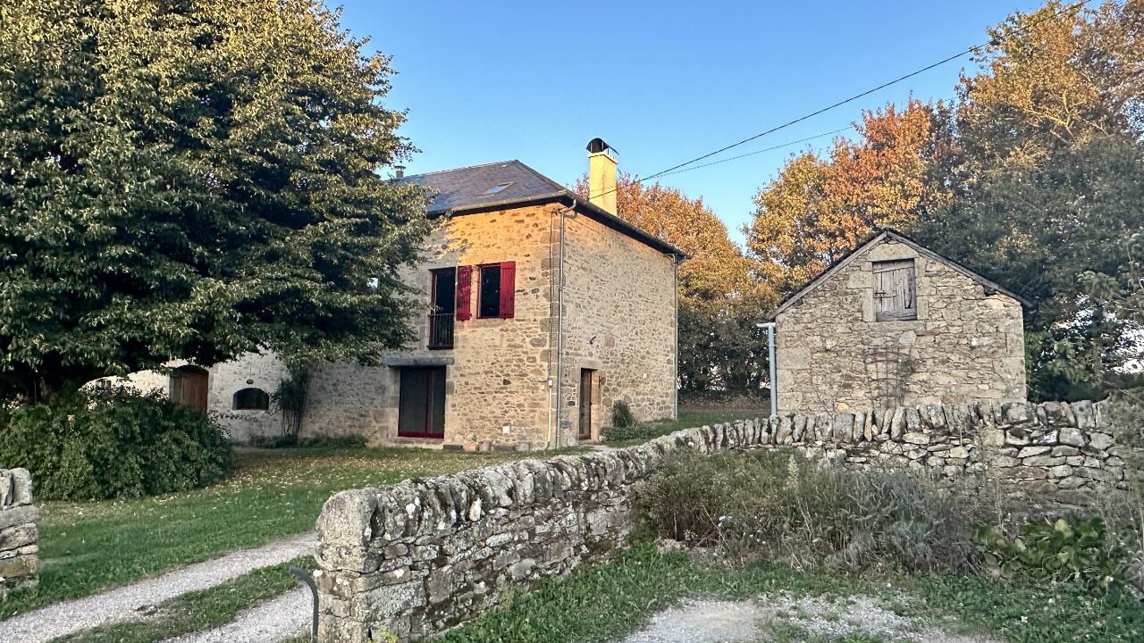 maison 9 pièces 300 m2 à vendre à Gorses (46210)