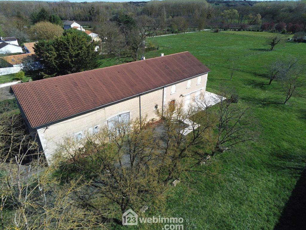 Maison - 186m² - Chasseneuil-du-Poitou