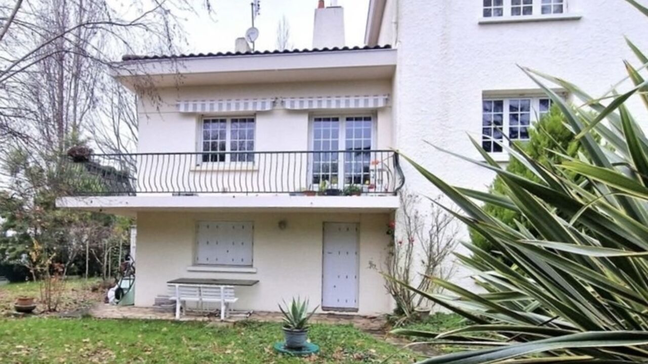 maison 6 pièces 147 m2 à vendre à L'Aiguillon-sur-Vie (85220)