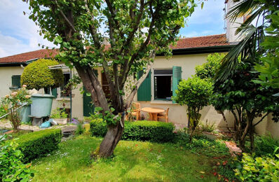 vente maison 212 000 € à proximité de Sauveterre-de-Béarn (64390)