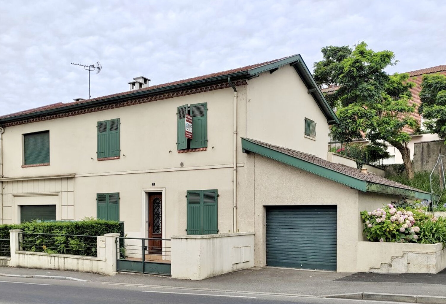 MAISON DE VILLE 156m2 AVEC JARDIN ET GARAGE - Possibilité ac — photo 1