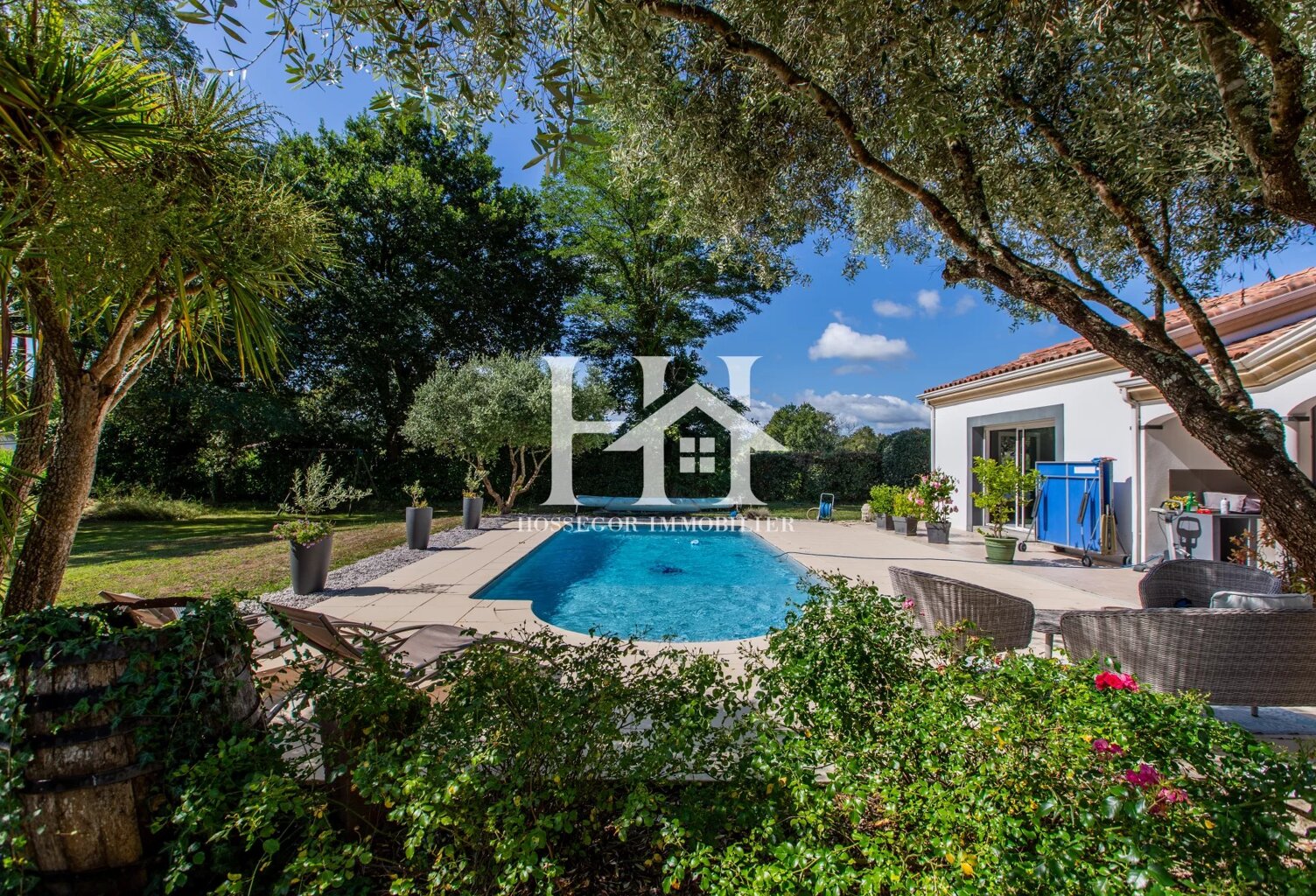 MEES - Villa contemporaine avec piscine — photo 1