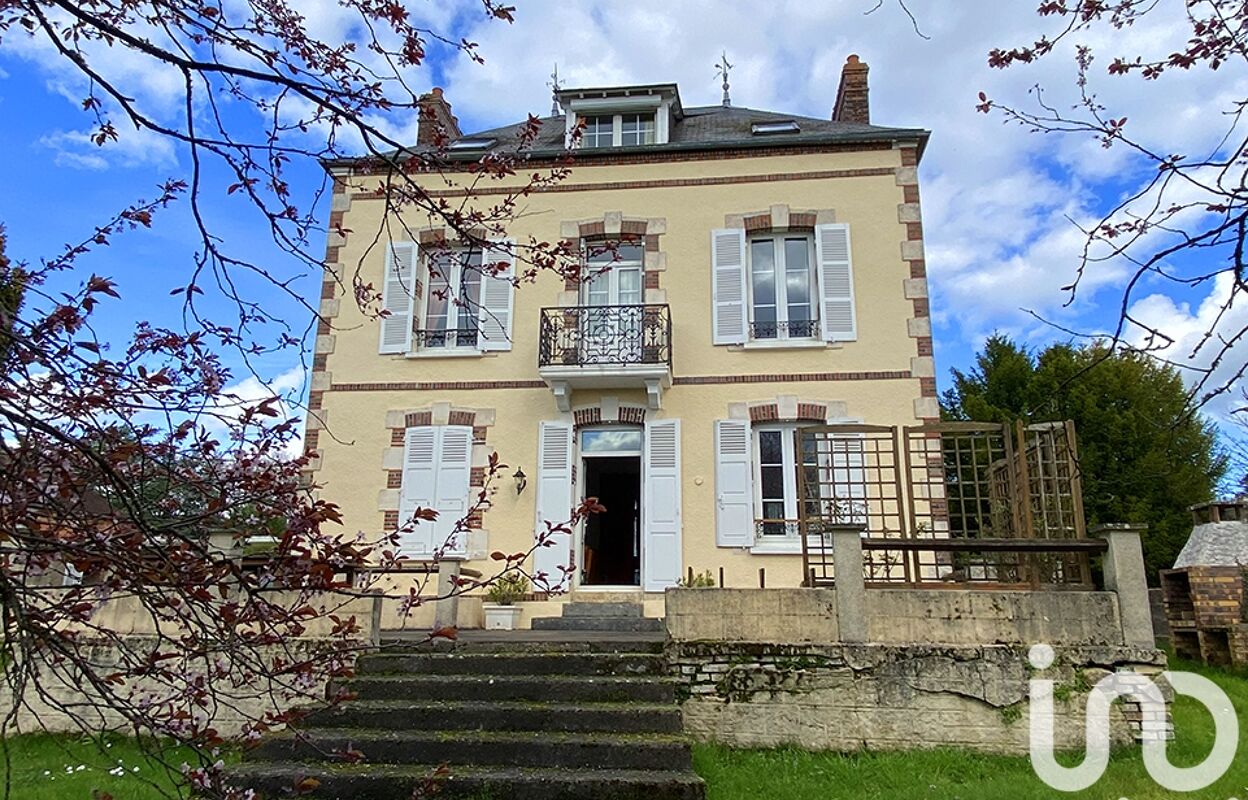 maison 6 pièces 240 m2 à vendre à Saint-Sauveur-en-Puisaye (89520)