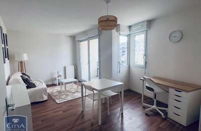 location appartement 690 € CC /mois à proximité de Saint-Barthélemy-d'Anjou (49124)