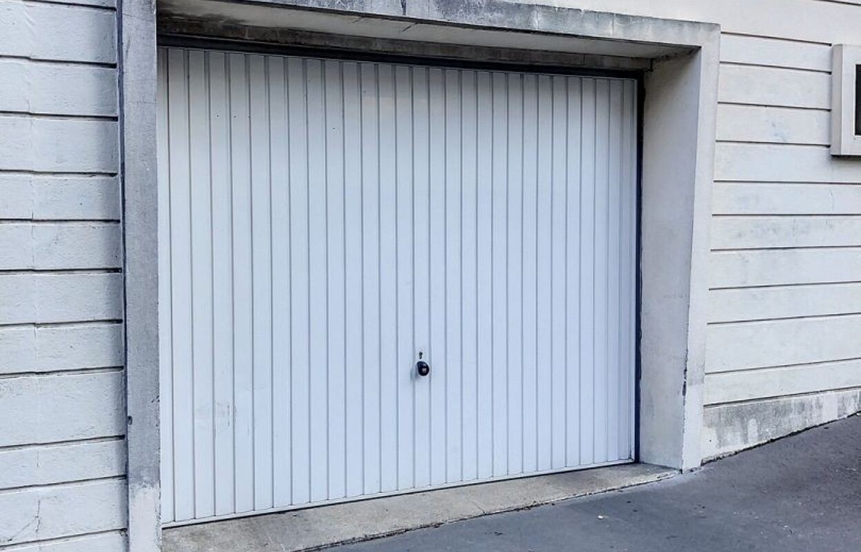 garage  pièces 18 m2 à vendre à Nantes (44000)