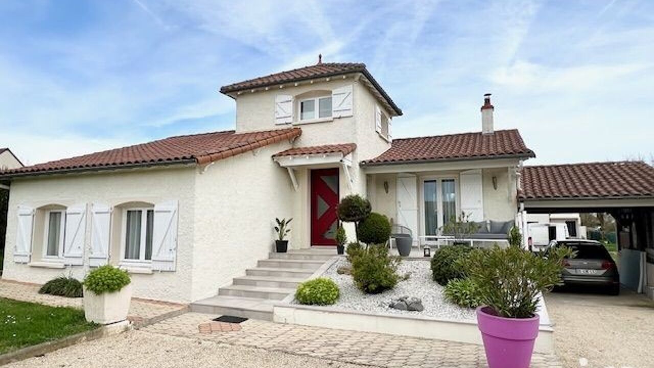 maison 5 pièces 115 m2 à vendre à Chasseneuil-du-Poitou (86360)