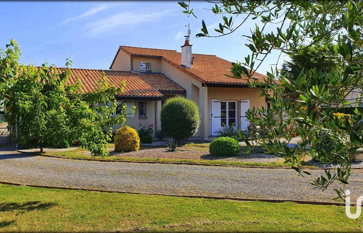maison 6 pièces 155 m2 à vendre à Sèvres-Anxaumont (86800)