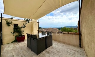 Maison 7 Pièces 198 m² à vendre à Cadenet (84160)