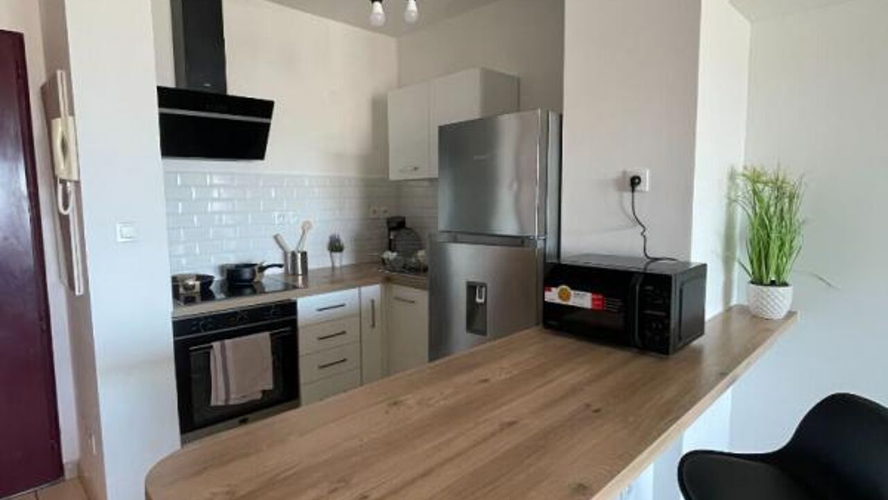 appartement 3 pièces 70 m2 à louer à Saint-Denis (97400)