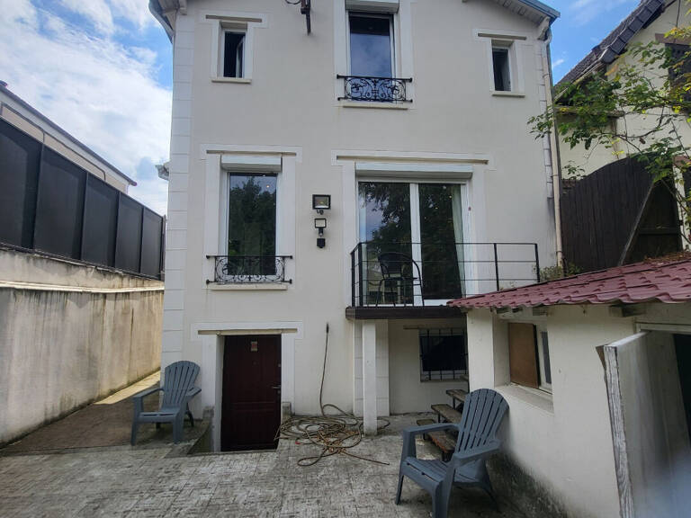 Belle Maison 6 pièces sur 260m² de terrain en limite centre — photo 1