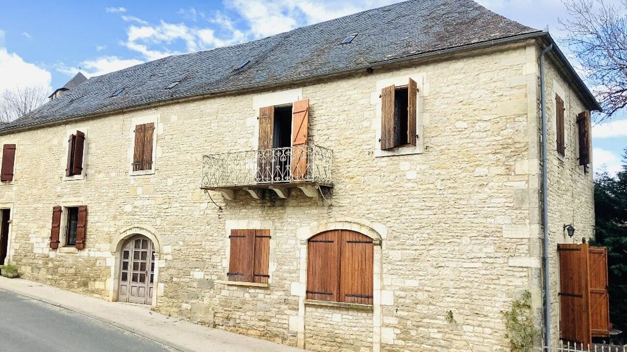 maison 11 pièces 240 m2 à vendre à Gignac (46600)