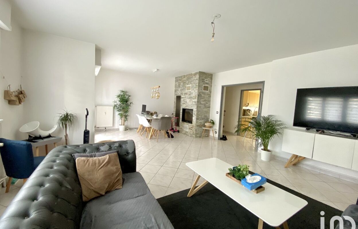 appartement 4 pièces 92 m2 à vendre à Rixheim (68170)
