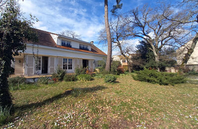 vente maison 998 000 € à proximité de Cussac-Fort-Médoc (33460)