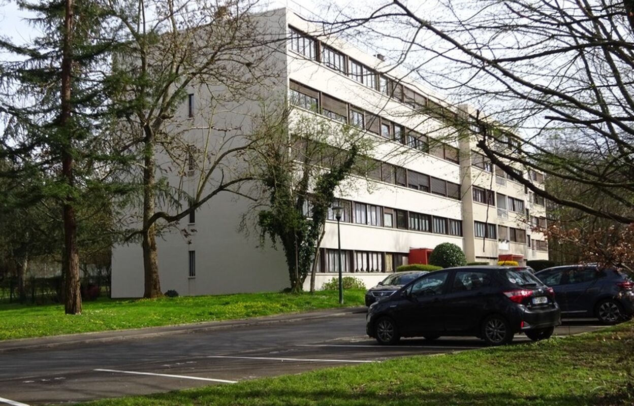appartement 6 pièces 120 m2 à vendre à Vaux-le-Pénil (77000)