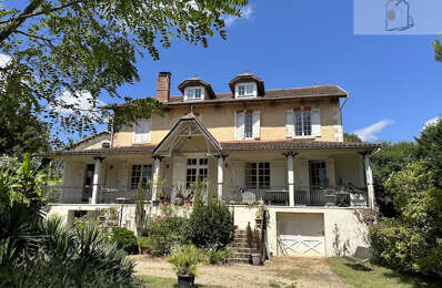 maison 9 pièces 380 m2 à vendre à Montguyon (17270)