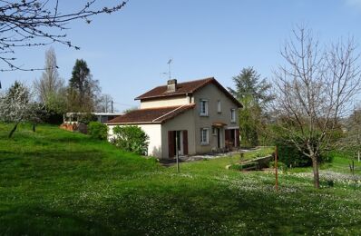 vente maison 229 000 € à proximité de Saint-Amant-de-Boixe (16330)