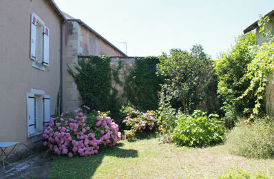 vente maison 136 000 € à proximité de Beaumont Saint-Cyr (86490)