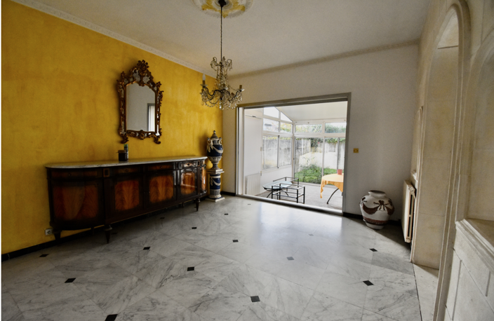 LE BOUSCAT - MAISON A RENOVER AVEC JARDIN — photo 4