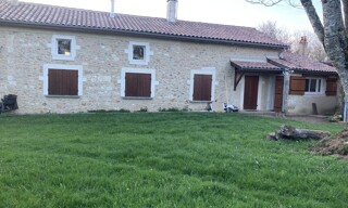 Maison 4 Pièces 120 m² à louer à Beauregard-et-Bassac (24140)