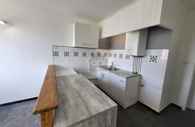 location appartement 700 € CC /mois à proximité de Nîmes (30000)