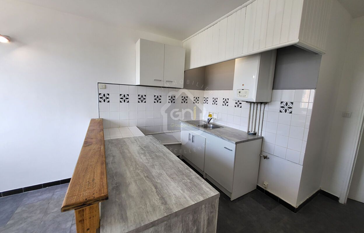 appartement 4 pièces 77 m2 à louer à Beaucaire (30300)