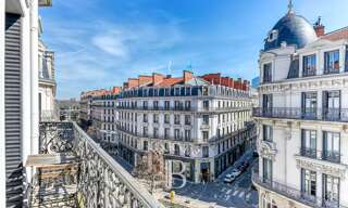 Appartement 5 Pièces 117 m² à louer à Lyon 2 (69002)