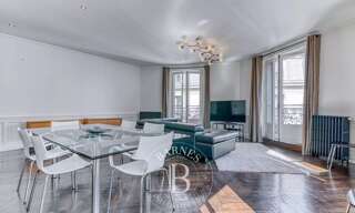 Appartement 5 Pièces 117 m² à louer à Lyon 2 (69002)