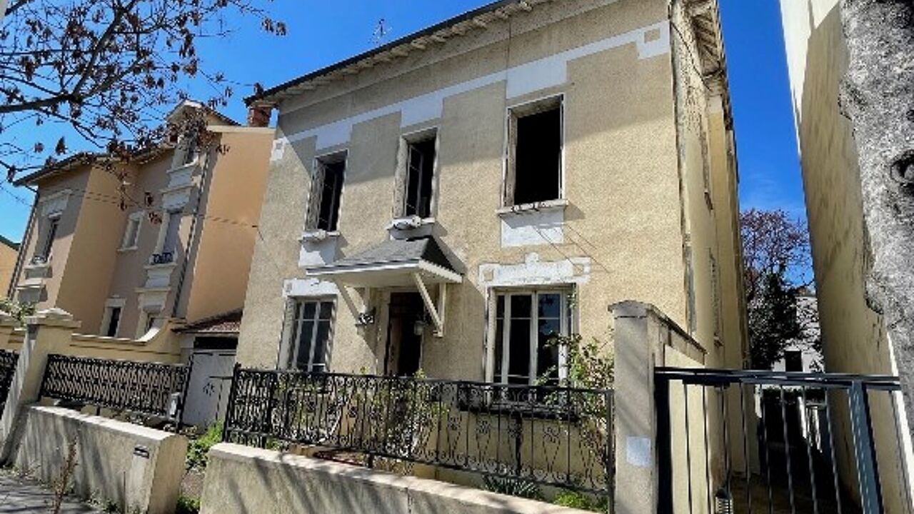 maison 9 pièces 206 m2 à vendre à Lyon 3 (69003)