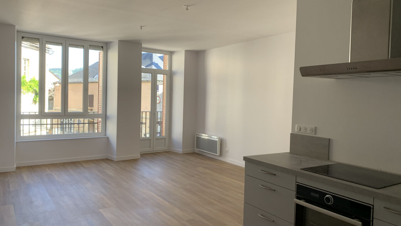appartement 3 pièces 70 m2 à louer à Laissac (12310)