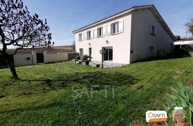 vente maison 206 000 € à proximité de Chillac (16480)