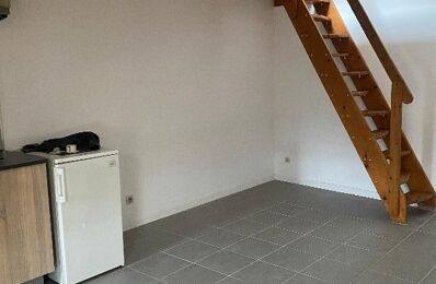 appartement 2 pièces 20 m2 à louer à Lussac (33570)