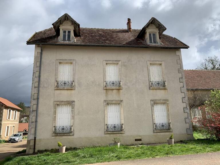 Maison Ancienne de caractère / Indépendante — photo 1