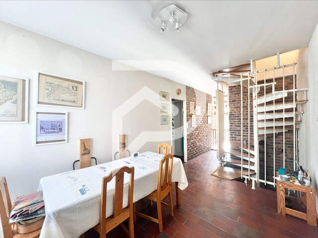 Maison  8 pièce(s)-Clagny — photo du bien