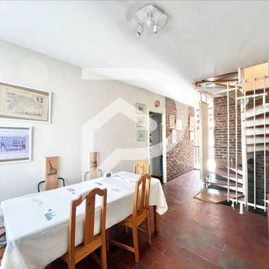 Maison 8 pièces 945000 €